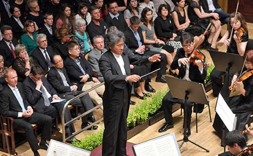 プラハ／スメタナホール（5月23日 ）　©堀田正實