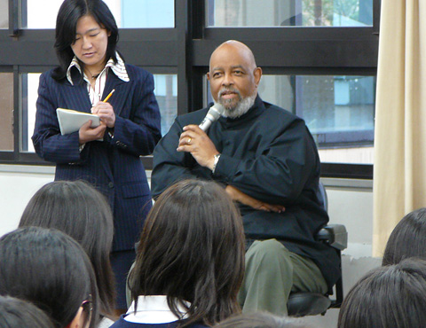 「マエストロ・ビジット」にて ジェイムズ・デプリースト(2007年4月)・画像04